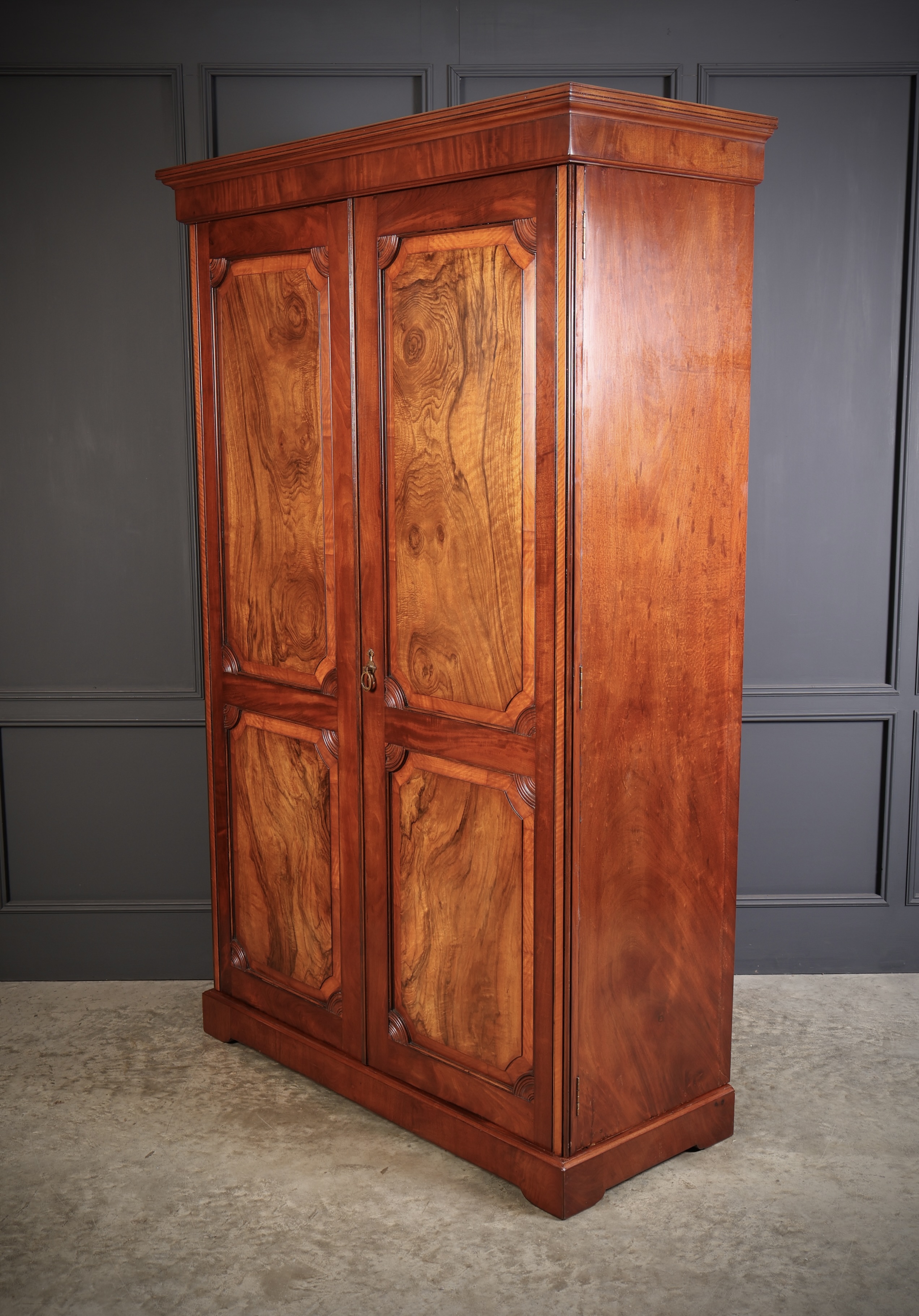 Victorian Mahogany & Walnut Wardrobe - Image 5